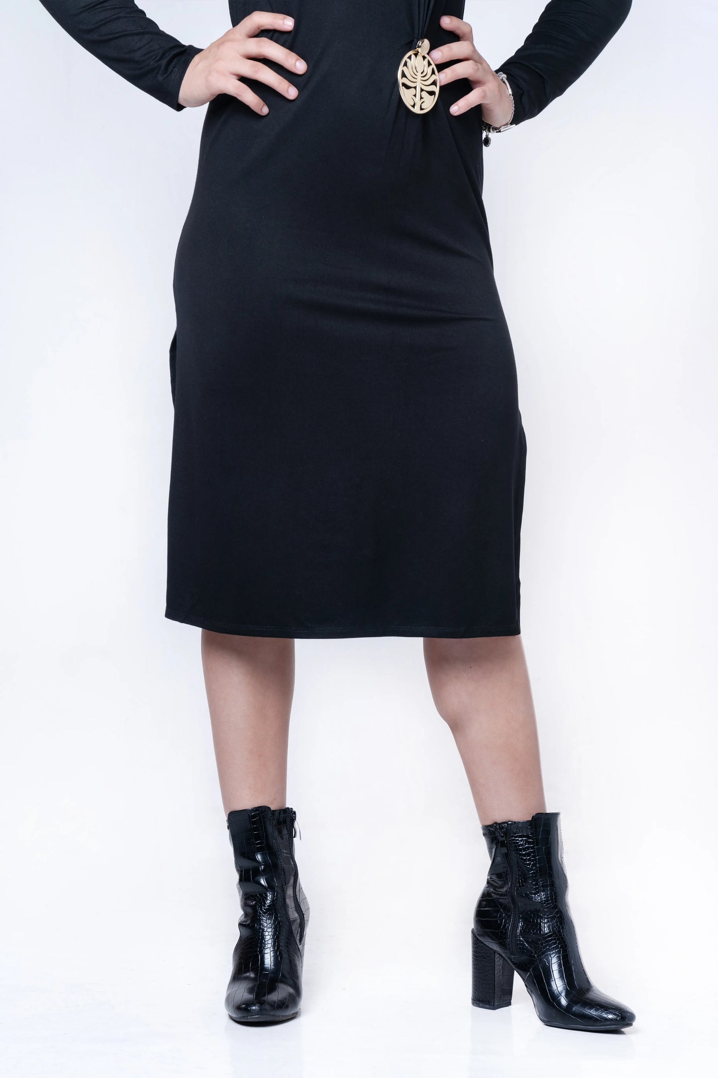 Onyx Knit Midi Dress