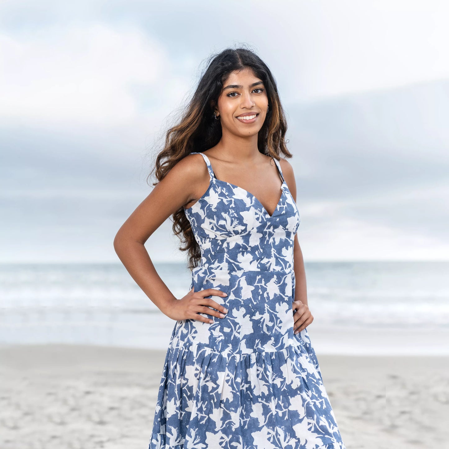 The Elira - Sweetheart Neckline Midi Dress