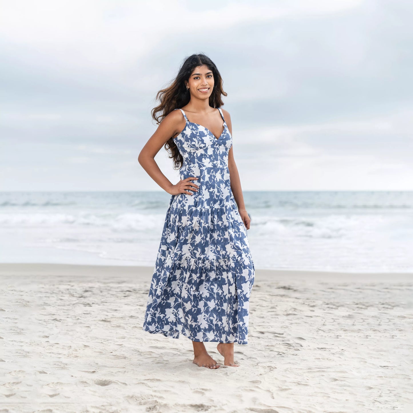 The Elira - Sweetheart Neckline Midi Dress