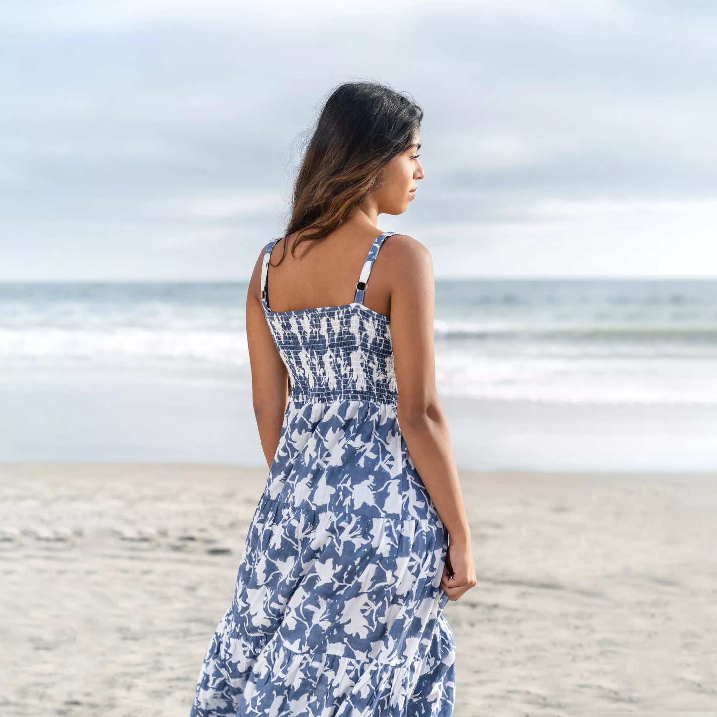 The Elira - Sweetheart Neckline Midi Dress